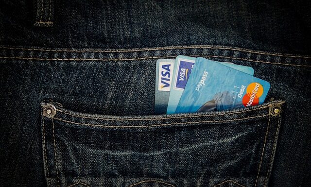 Czy Visa Debit to karta kredytowa?
